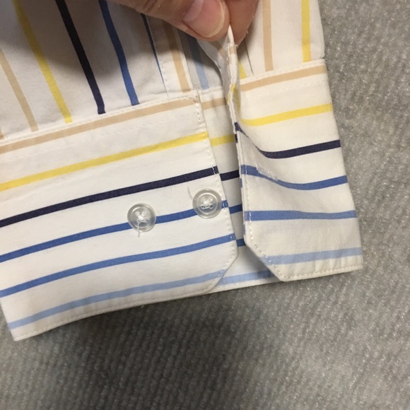 Striped Multi color button up top with collar 3/4 sleeves George stretch - Picture 5 of 10